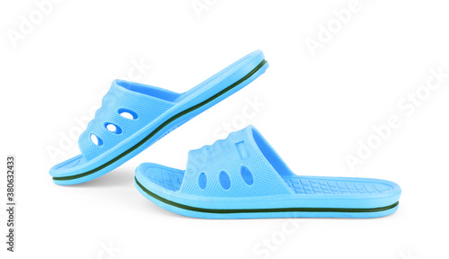 Foto house slippers isolated on white background
