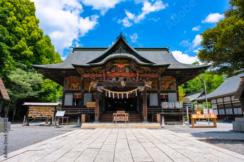 Foto 新緑の秩父神社 拝殿