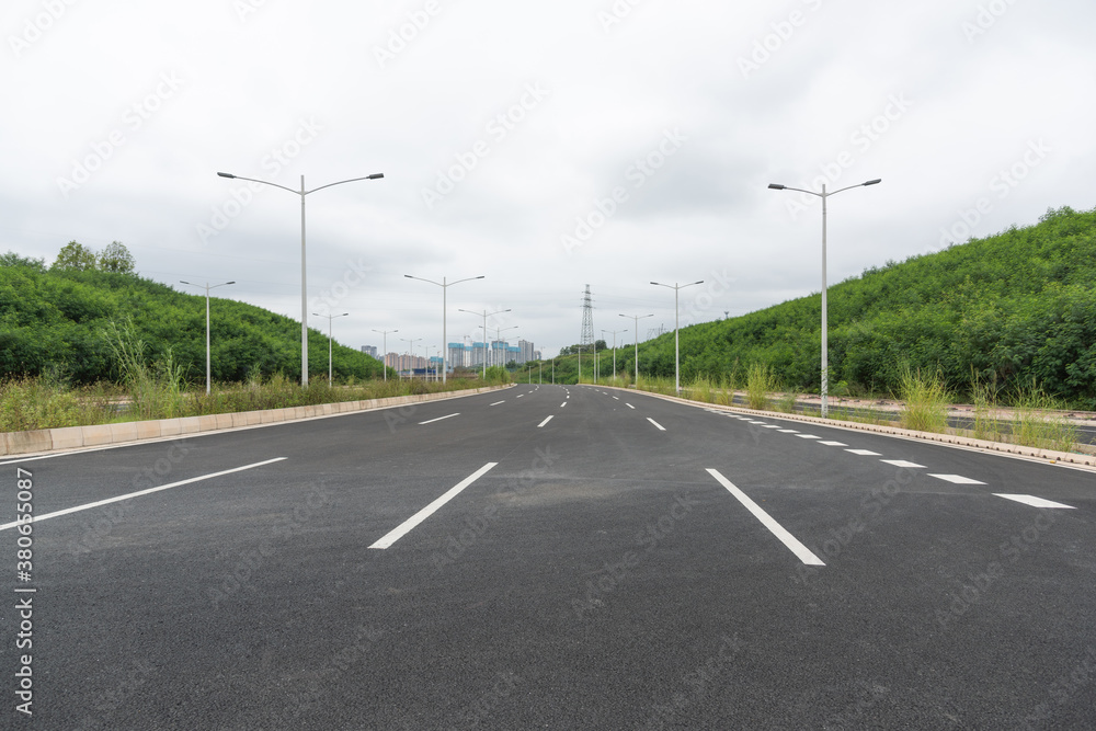 Perspective view of city's spacious asphalt driveway