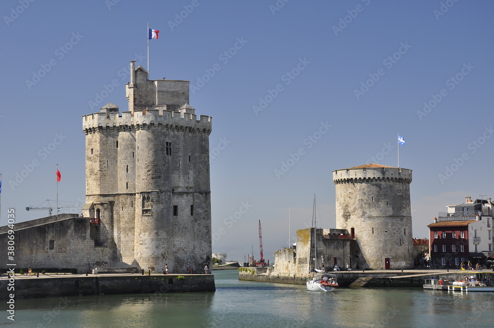 La Rochelle Towers
