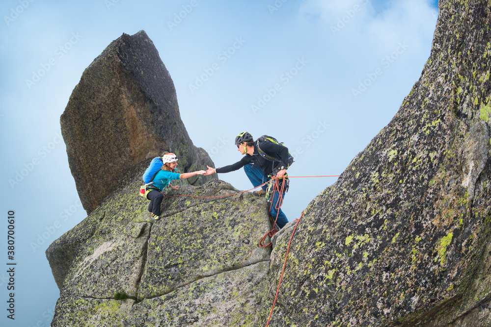 © Ibex.media/Stocksy - Helping hand