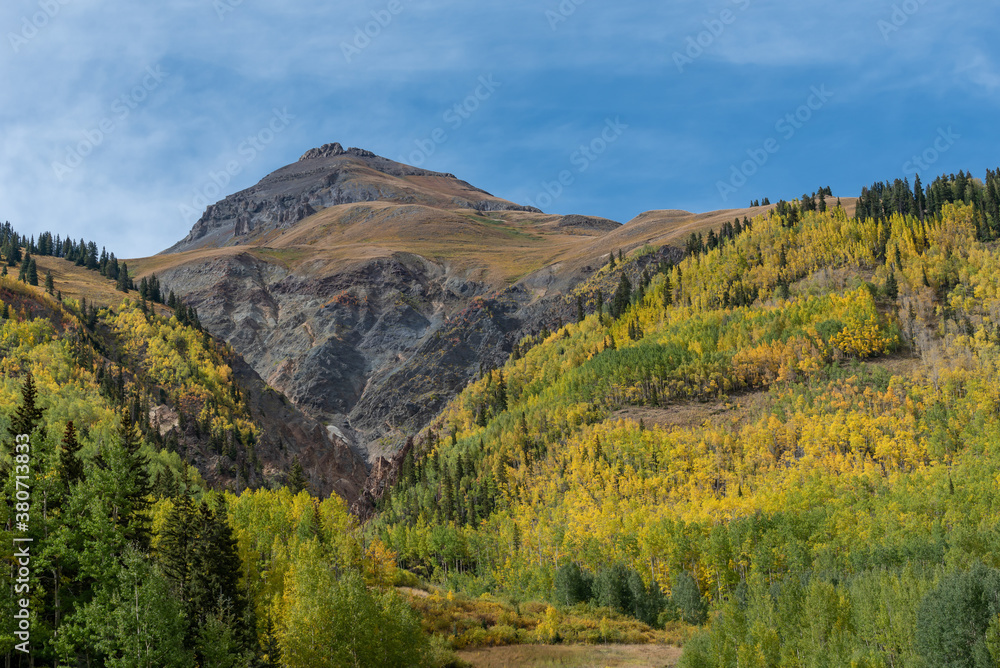 Fototapeta premium autumn landscape in the mountains