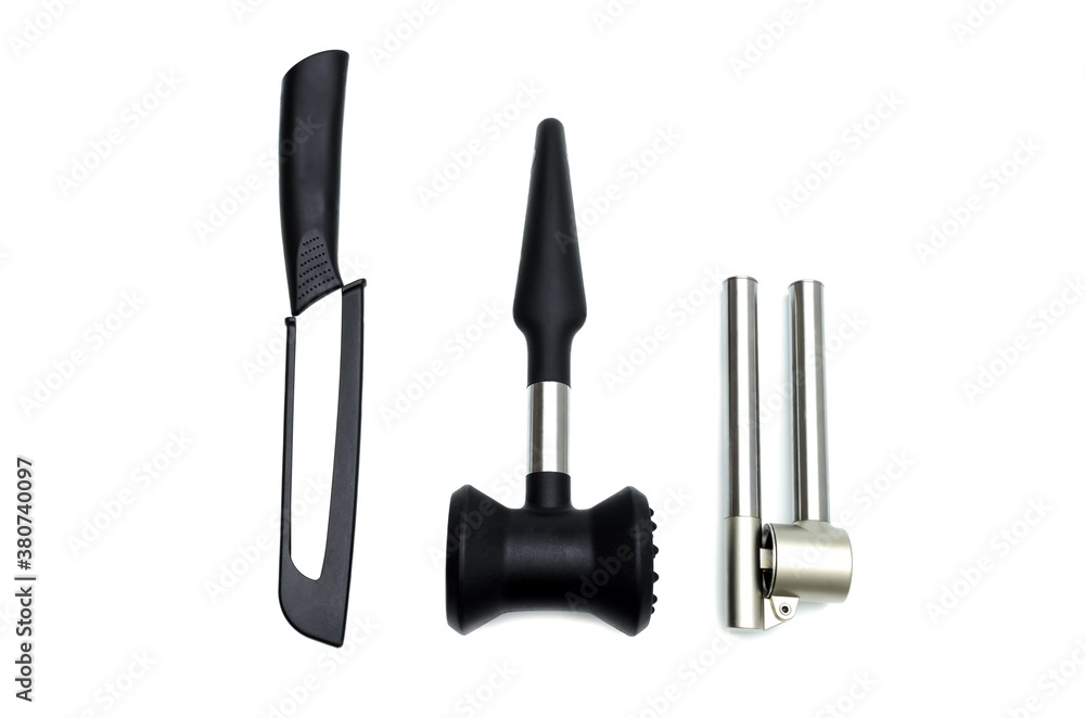 kitchenware; Accessories crush garlic, knife, hammer for beating the meat kitchenware; Accessories crush garlic, knife, hammer for beating the meat