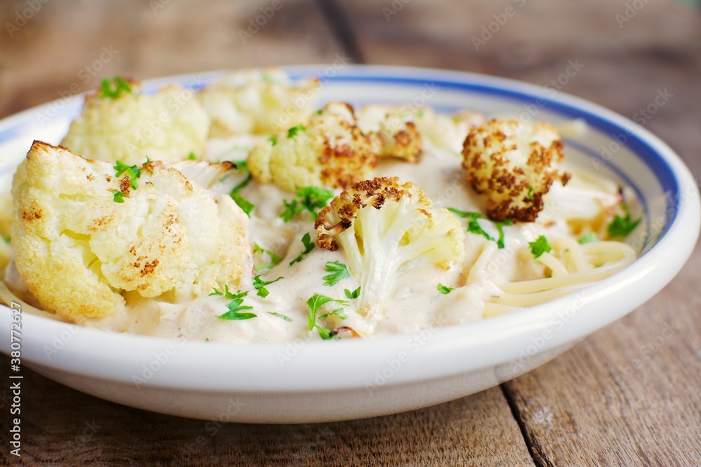Pasta with roasted cauliflower Pasta with roasted cauliflower