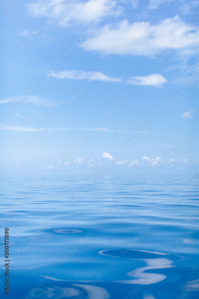 Deep Blue Ocean & Clouds Deep Blue Ocean & Clouds