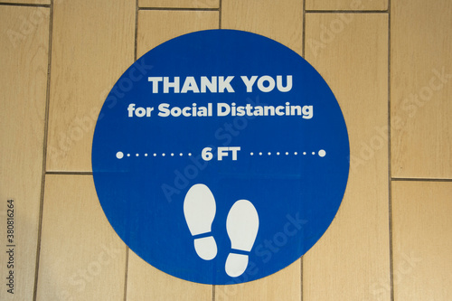 Thank you for social distancing round blue decal