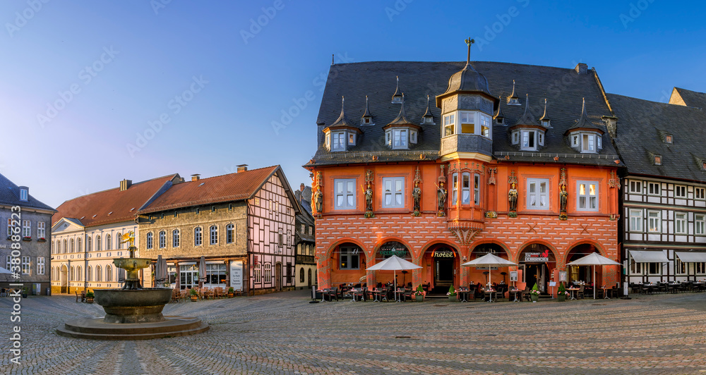 Naklejka premium Kaiserworth at Marktplatz in Goslar, Germany
