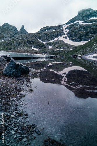 Fototapeta Naklejka Na Ścianę i Meble -  mountain river in the mountains