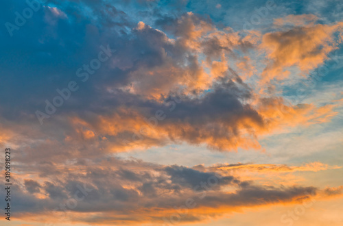 Fototapeta Naklejka Na Ścianę i Meble -  Beautiful clouds in the sunset sky