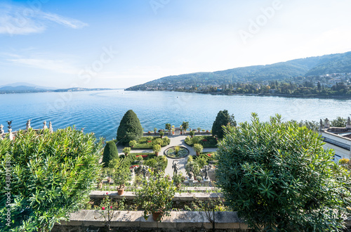 Obraz na płótnie Garden of Palazzo Borromeo on Isola Bella, Italy w salonie