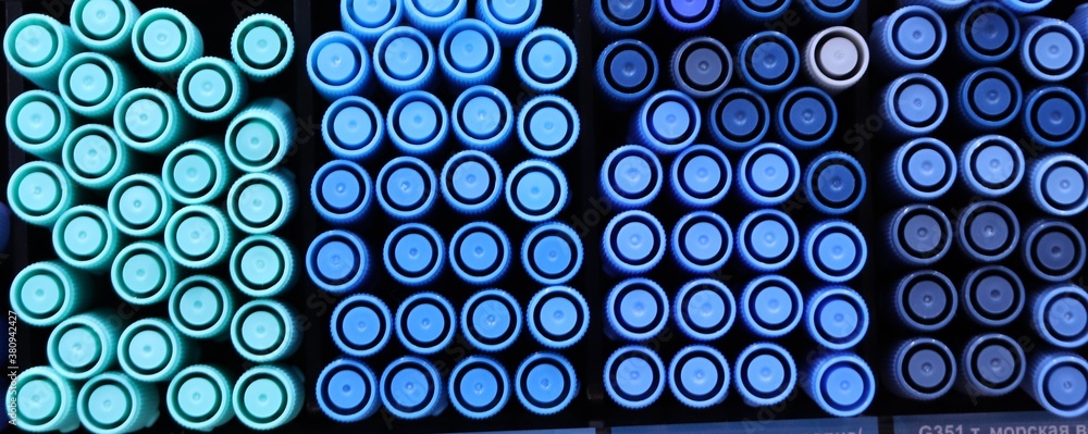 Marker caps in different shades of blue Marker caps in different shades of blue