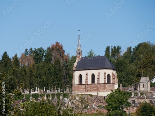 Cimetière et chapelle Sainte Marguerite à Abreschviller en Moselle. France photo