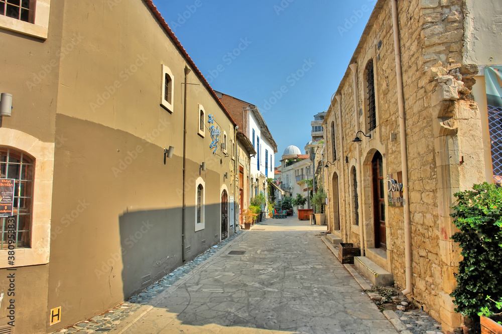 Obraz premium Old street in Limassol - a city on the southern coast of Cyprus 