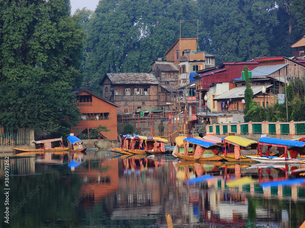 Kashmir, Srinagar, Beautiful, Dal Lake, India, water body with shikara 