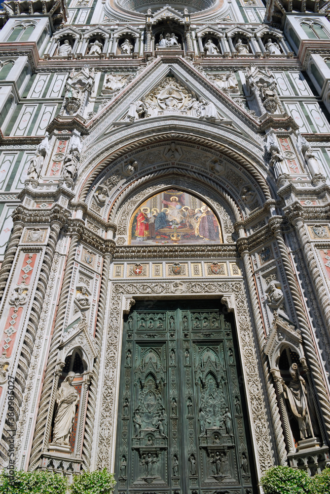Front door of the Duomo Santa Maria del Fiori in Florence