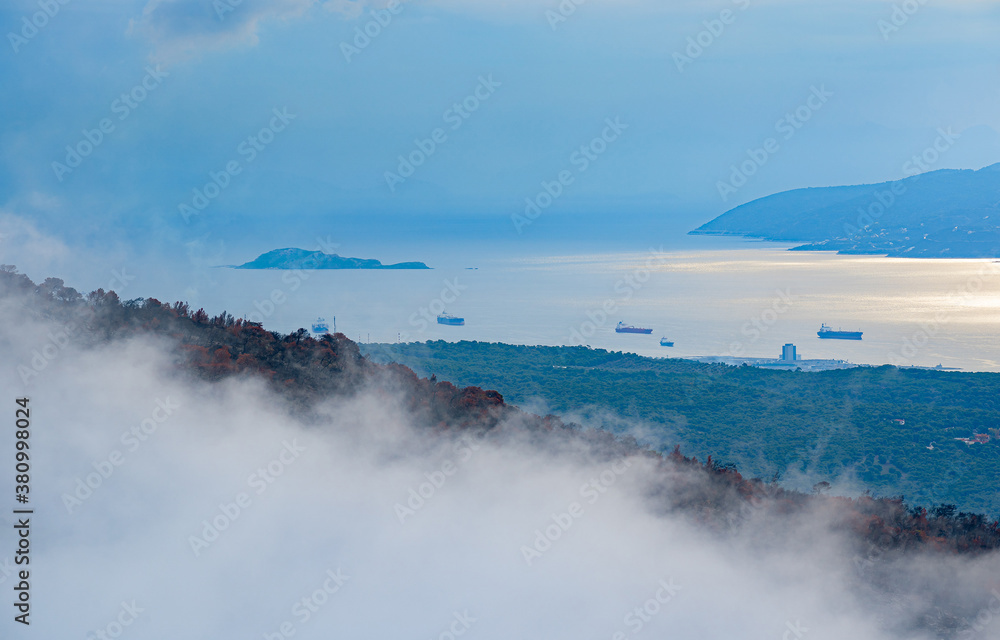 Fototapeta premium clouds over the sea