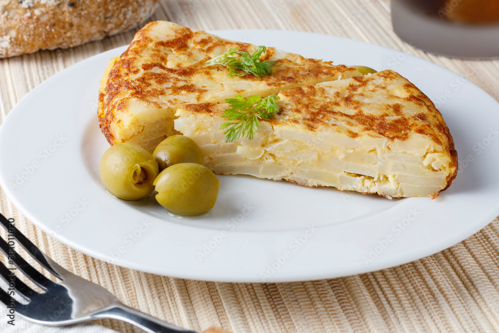 Tradiotional spanish omelette with parsley
