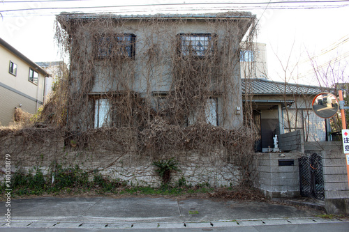 Old abandoned Japanese house in Beppu,