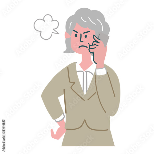 Wallpaper Mural スーツ　女性　シニア　士業　携帯電話　スマホ　怒っている
 Torontodigital.ca