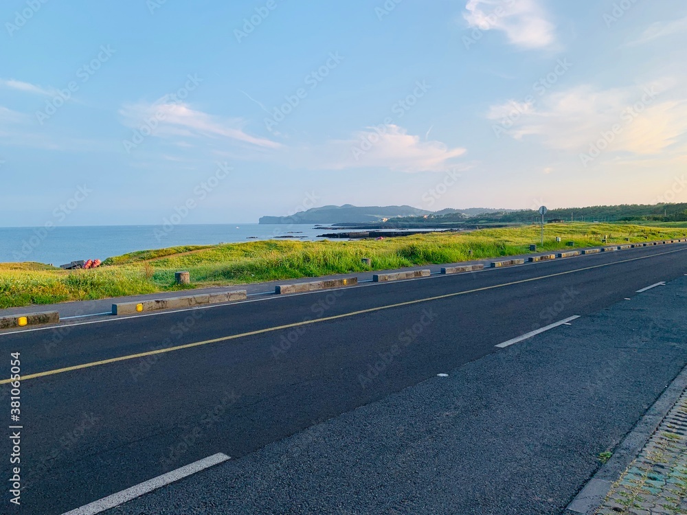 Fototapeta premium Sagye ocean street view, seogwipo, jeju, korea