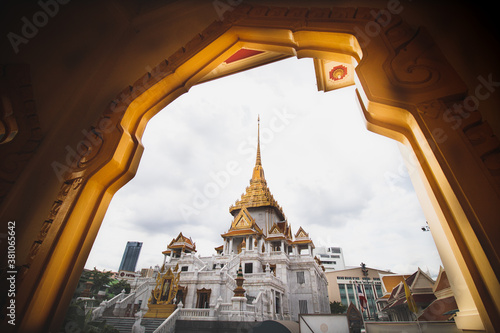 Photography TEMPLE OF THE GOLDEN BUDDHA (WAT TRAIMIT) Bangkok, Thailand - September 17,2020 : Temple is known for its famous Biggest Golden Buddha