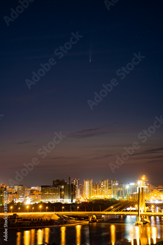 Комета над городом