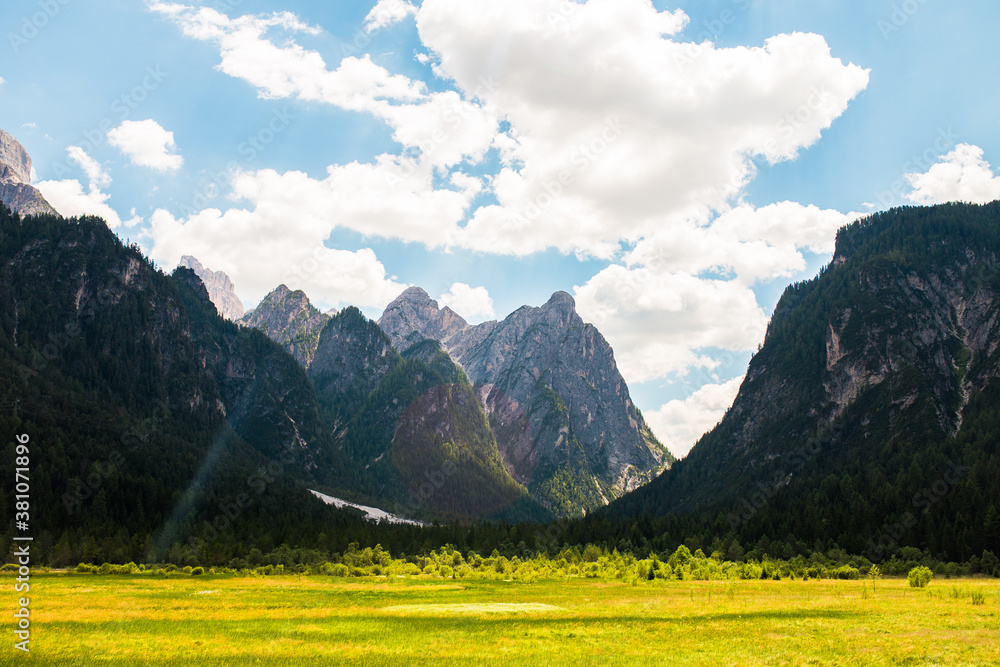 Dolomitas,  Italia. 