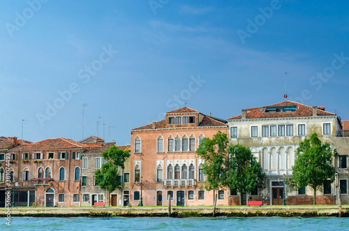  house on the edge of the canal, Venice