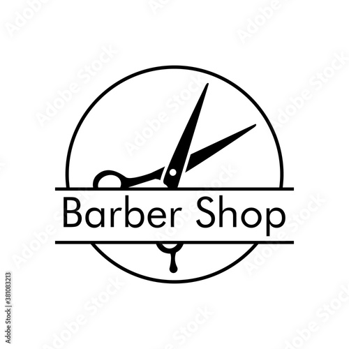 Logotipo con texto Barber Shop con tijeras de peluquero en círculo lineal en color negro