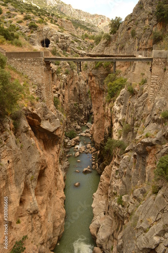 The scary hiking path El Caminito Del Rey and the stunning town of Ronda in Spain