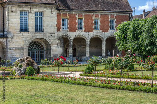 Tableau sur toile Ancient Episcopal Palace (Bishop's Palace, XII century) in Meaux