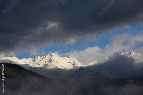 cime innevate alpi trentino Pejo Val di Sole cima Vioz  © franzdell