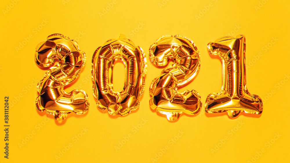 Happy New year 2021 celebration. Bright gold balloons figures, New Year Balloons on bright yellow background. Christmas celebration. Gold foil balloons numeral 2021 with 3d effect, VR concept Happy New year 2021 celebration. Bright gold balloons figures, New Year Balloons on bright yellow background. Christmas celebration. Gold foil balloons numeral 2021 with 3d effect, VR concept