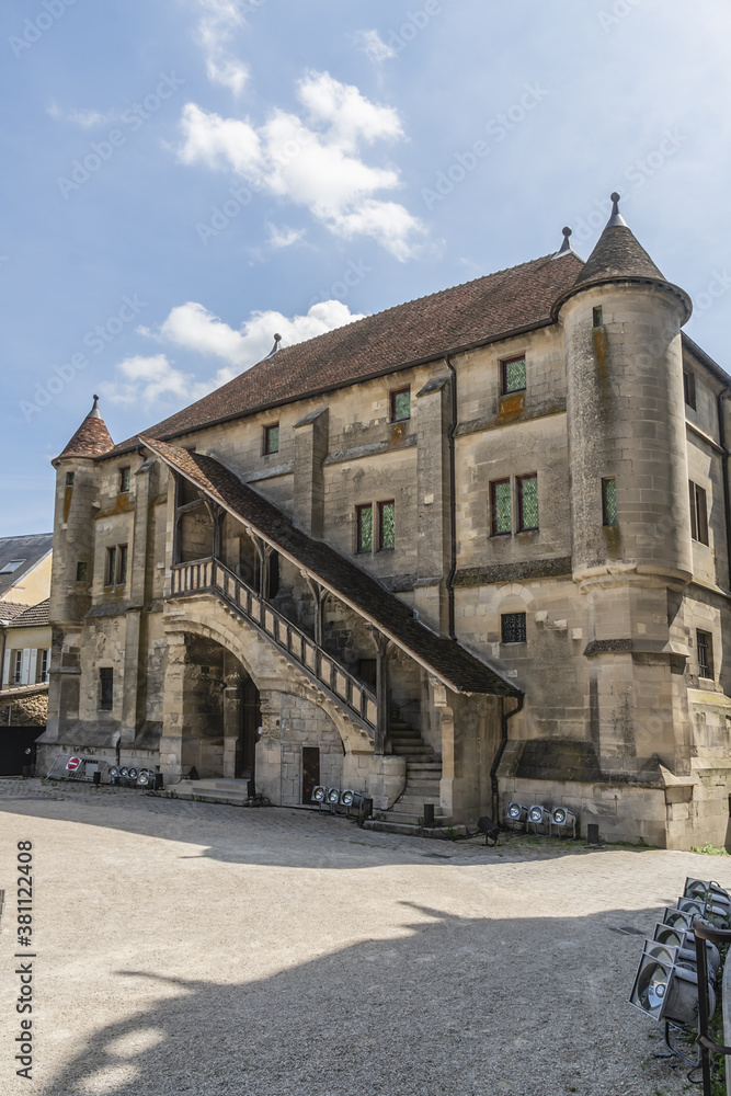 The Old Chapter (Vieux Chapitre) attached to Cathedrale Saint-Etienne Meaux. This 13C building recognizable by its turrets and central staircase. Meaux, metropolitan area of Paris, France.