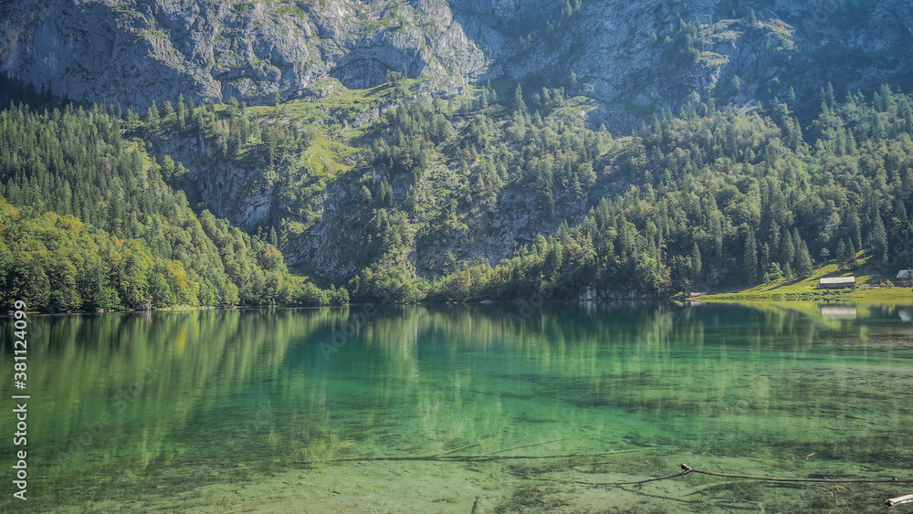Obraz premium Salzkammergut is an Austrian region of lakes and Alpine ranges near Salzburg.