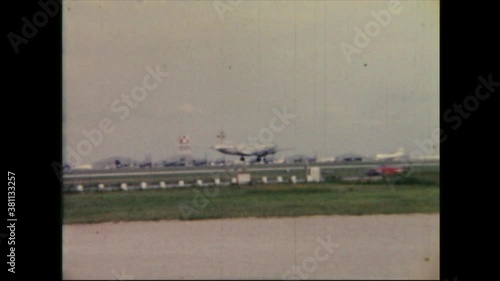 US / Texas - 1963: Airplane Landing	Amateur film clip from the 1960's. 