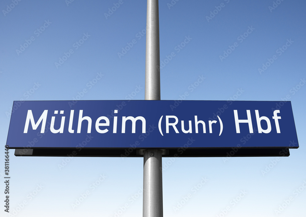Tafel, Mülheim an der Ruhr Hauptbahnhof, (Symbolbild) Stock Photo | Adobe  Stock