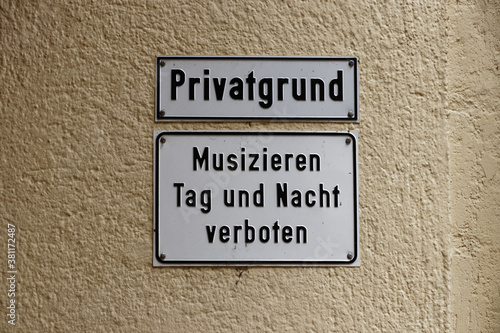 privatgrund musizieren tag und nacht verboten © MarekLuthardt