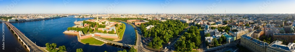 Peter and Paul Fortress on an early summer morning in clear weather in Saint Petersburg, Russia - obrazy, fototapety, plakaty 