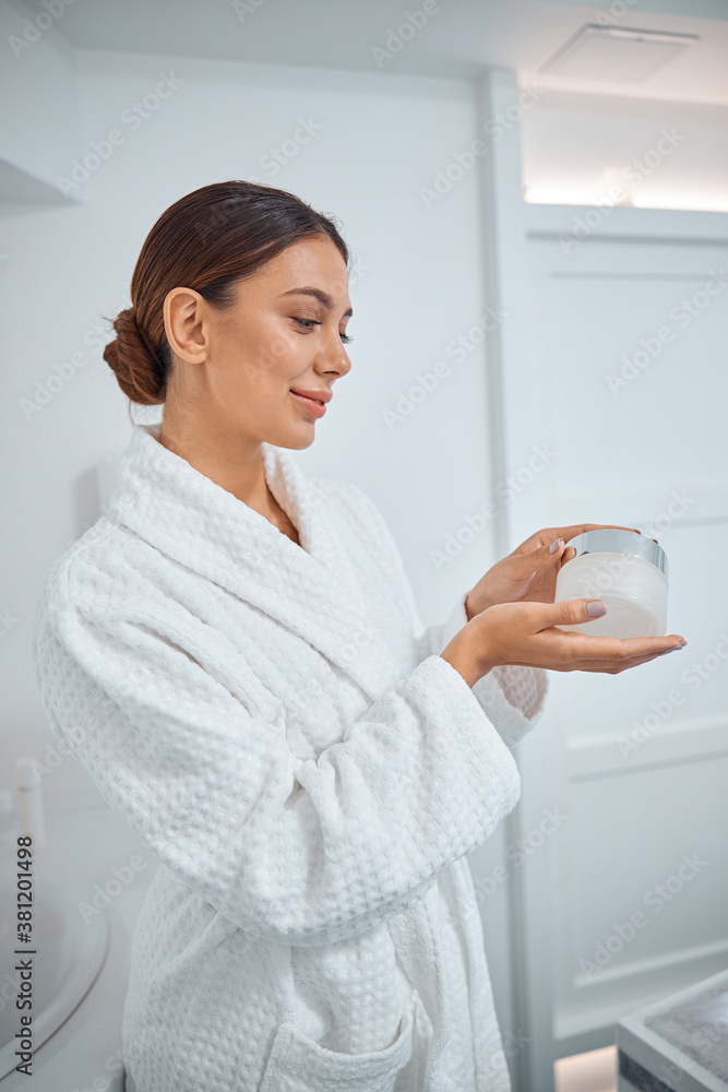 Beautiful healthy smiling caucasian woman is doing beauty procedures at spa and healthcare salon Beautiful healthy smiling caucasian woman is doing beauty procedures at spa and healthcare salon