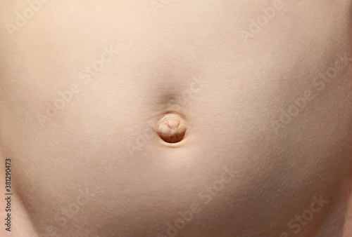 Belly button. the child's stomach.