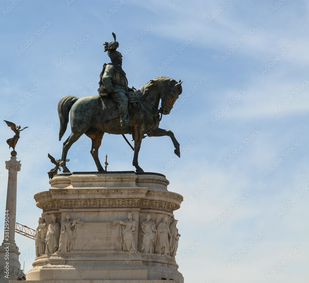 Obraz premium Reiterstatue auf Podest