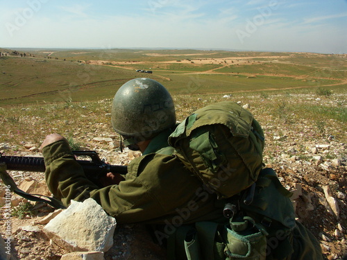 Israeli soldier exercise photo