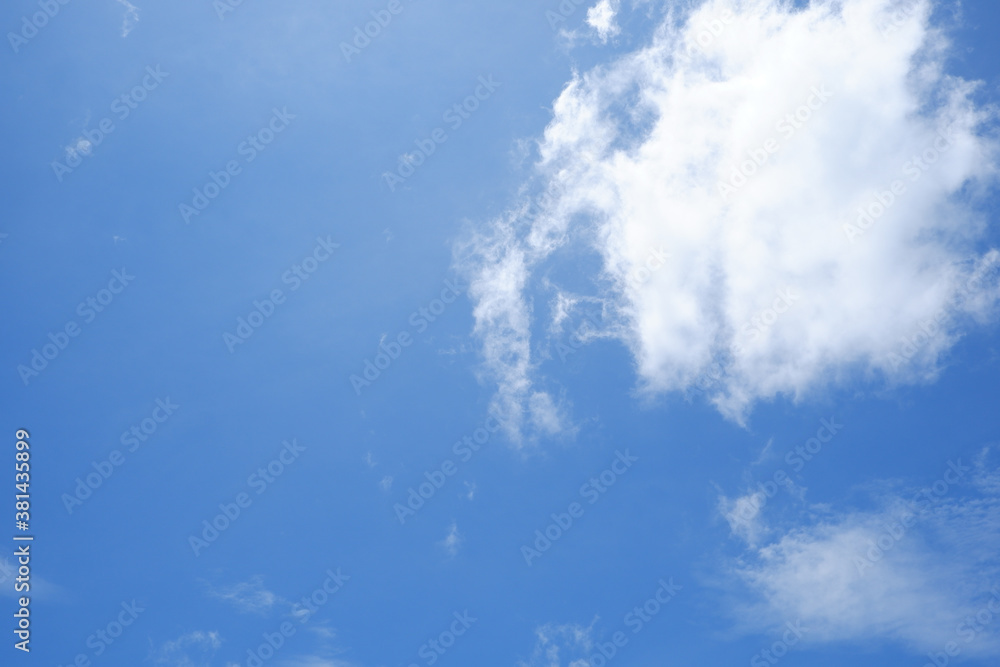 Obraz premium blue sky with clouds