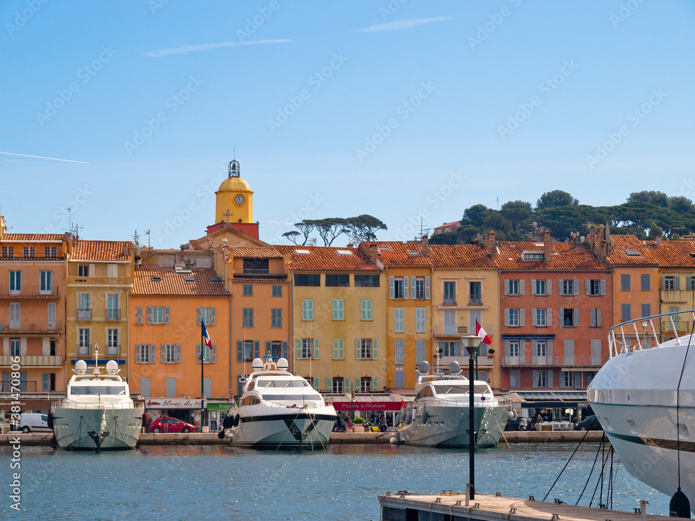 Boats in the old port of Saint-Tropez, French Riviera, Côte d'Azur, France