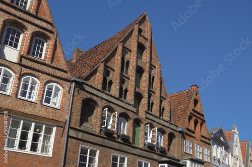 Lüneburg - Historische Backsteingiebel in der Altstadt, Niedersachsen, Deutschland, Europa