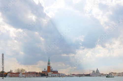 panorama of the city © BC-Consulting