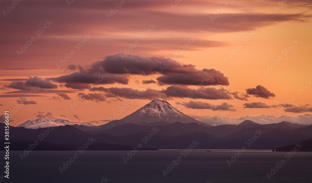 Kamchatka, Vilyuchinsky volcano at sunset