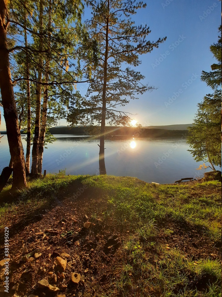 Obraz premium lake in autumn