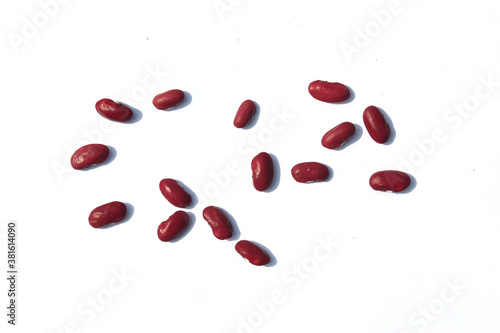 red kidney bean isolated on white background